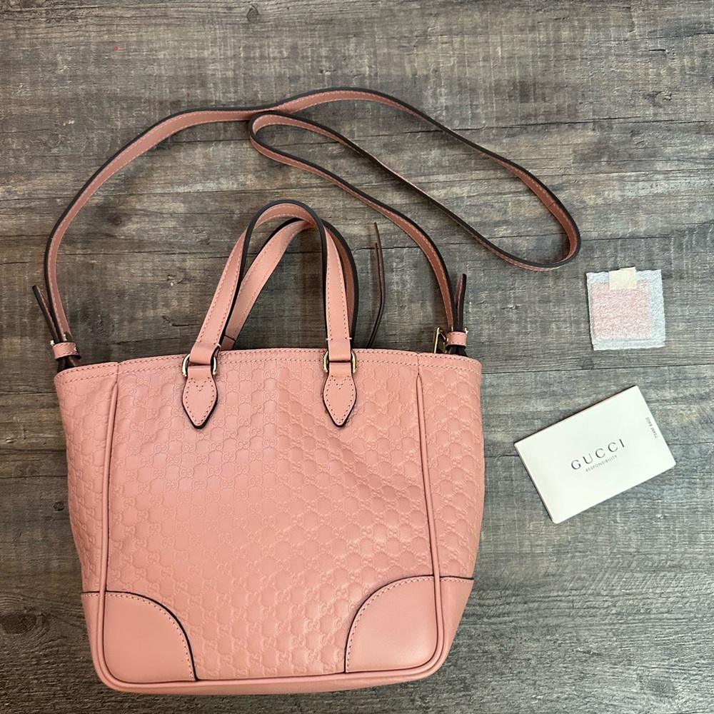 Authentic Gucci Pink Micro Guccissima GG Leather Bree Bag with Quilted Texture